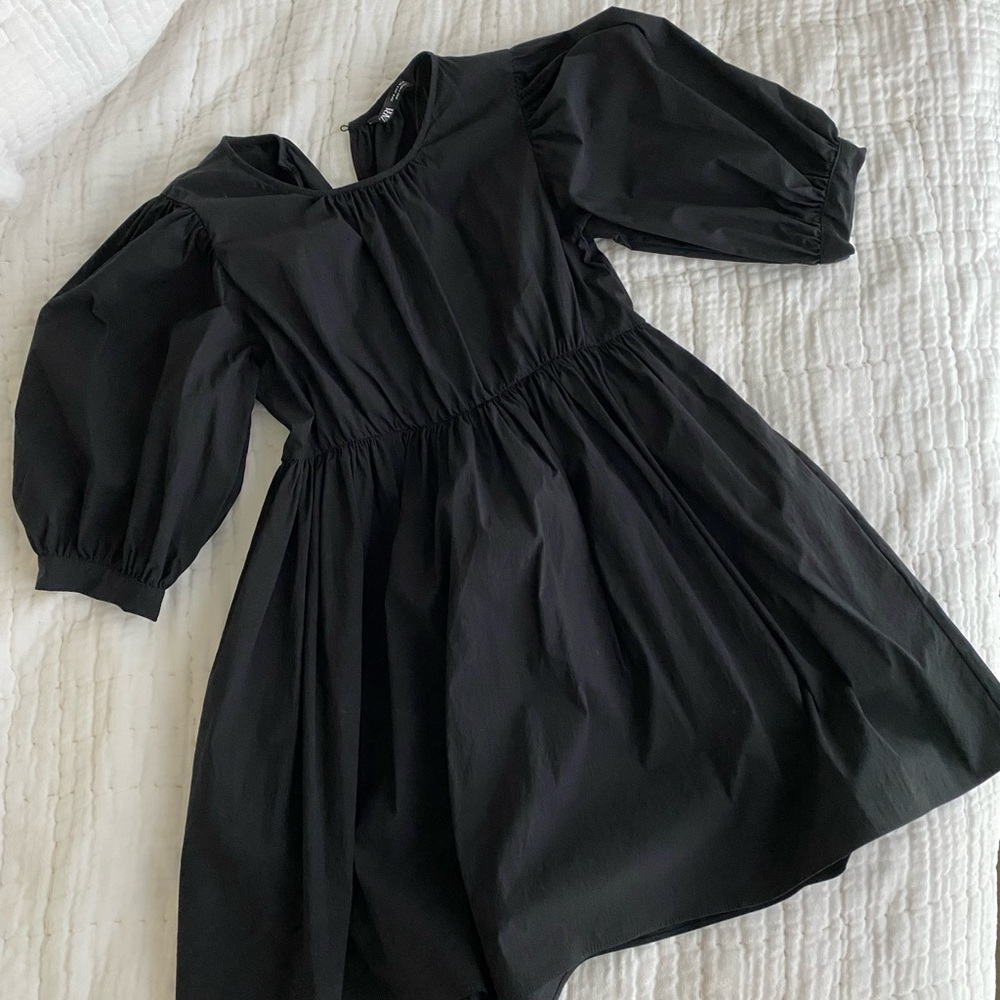 Cute mini little black dress SIZE S